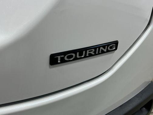 Wy 2026 Honda Pilot Touring 8-Passenger