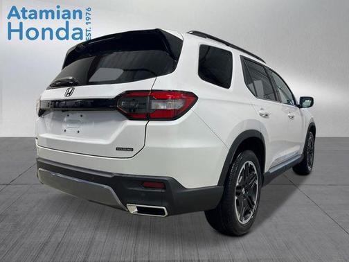 Wy 2026 Honda Pilot Touring 8-Passenger