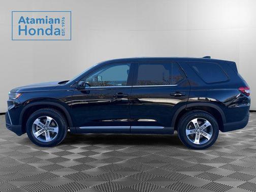 2023 Honda Pilot AWD EX-L 8 Passenger