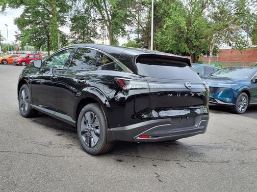 2025 Nissan Murano SL