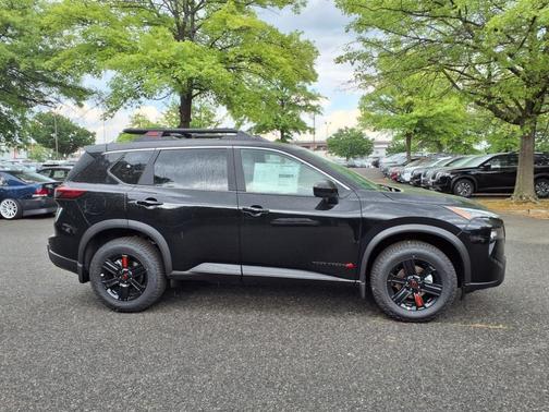 2025 Nissan Rogue Rock Creek