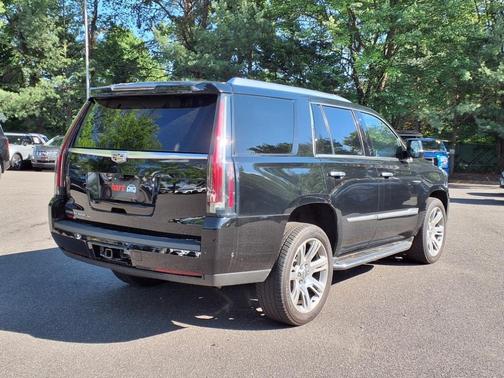 2020 Cadillac Escalade Premium Luxury