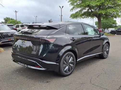 2025 Nissan ARIYA EVOLVE+