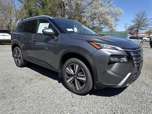 2025 Nissan Rogue SL