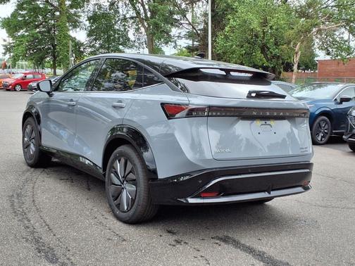 2025 Nissan ARIYA ENGAGE+