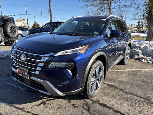 2025 Nissan Rogue SL