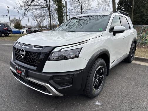 2025 Nissan Pathfinder Rock Creek