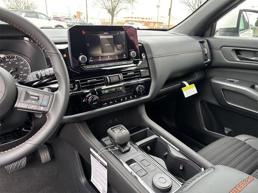 2025 Nissan Pathfinder Rock Creek