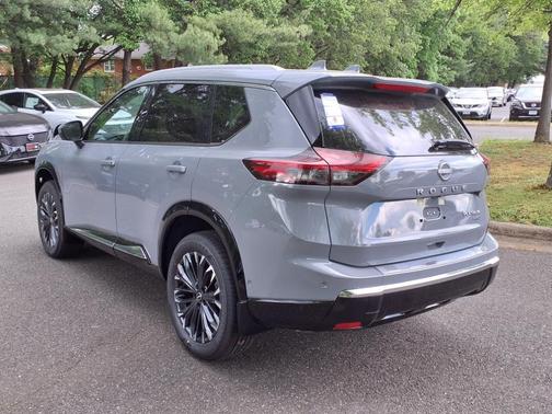 2025 Nissan Rogue Platinum