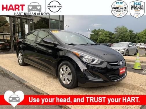 Photo 1 of 33 of 2016 Hyundai Elantra SE
