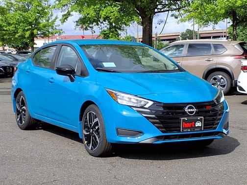 2025 Nissan Versa 1.6 SR