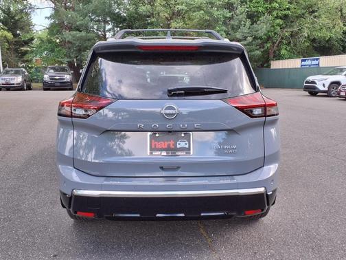 2025 Nissan Rogue Platinum