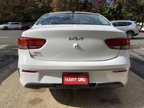 Photo 5 of 39 of 2022 Kia Rio LX