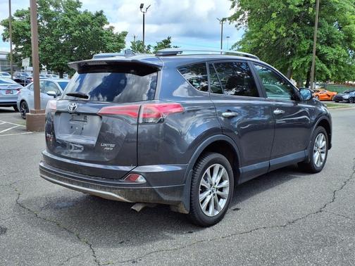 2017 Toyota RAV4 Limited