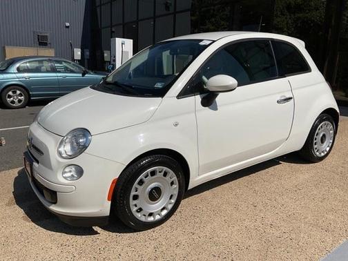 Photo 3 of 36 of 2015 FIAT 500 Pop