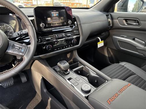 2025 Nissan Pathfinder Rock Creek