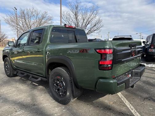 2025 Nissan Frontier PRO-4X