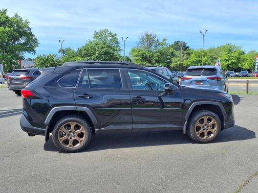 2023 Toyota RAV4 Hybrid Woodland Edition