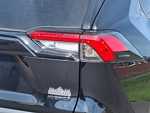 2023 Toyota RAV4 Hybrid Woodland Edition