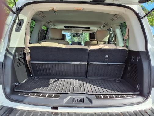 2023 Nissan Armada Platinum