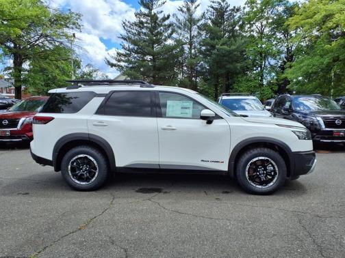 2025 Nissan Pathfinder Rock Creek