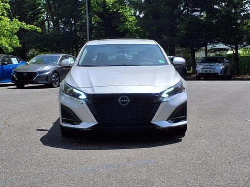2025 Nissan Altima SL