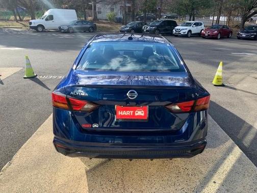 Photo 5 of 22 of 2020 Nissan Altima 2.5 S