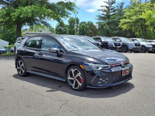 2024 Volkswagen Golf GTI 2.0T SE