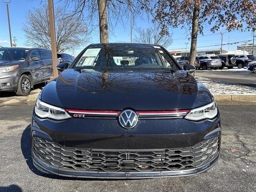 2024 Volkswagen Golf GTI 2.0T SE