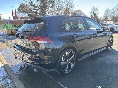 2024 Volkswagen Golf GTI 2.0T SE