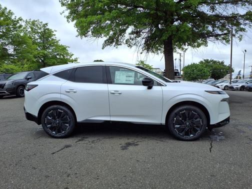 2025 Nissan Murano Platinum