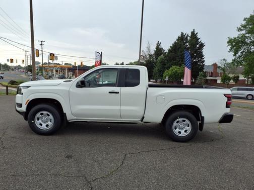 2025 Nissan Frontier S