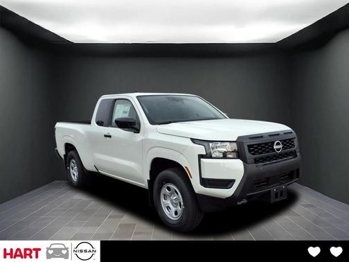 2025 Nissan Frontier S