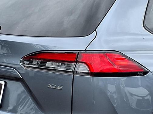 2022 Toyota Corolla Cross XLE
