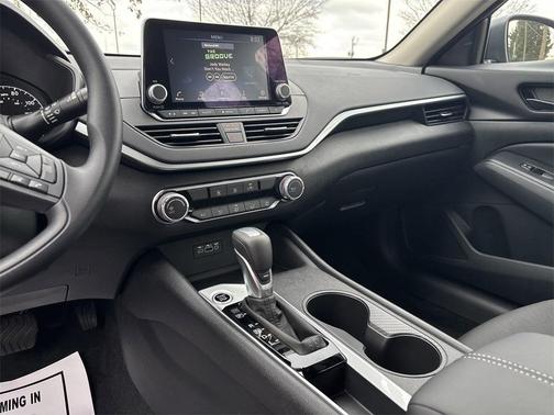 2025 Nissan Altima S