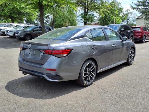 2025 Nissan Sentra SR