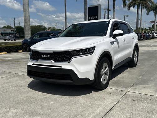 2023 Kia Sorento LX