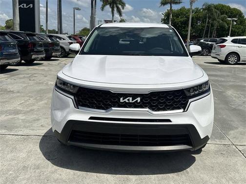2023 Kia Sorento LX