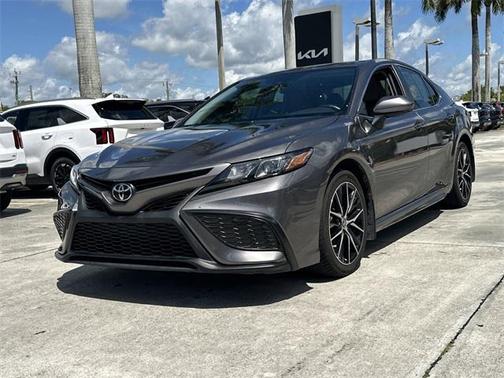 2021 Toyota Camry SE