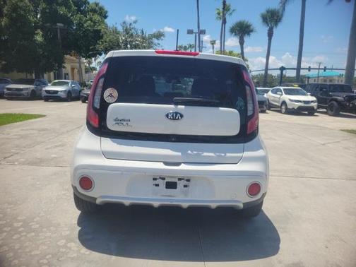 2017 Kia Soul +