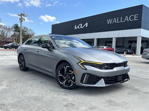 2025 Kia K5 GT-Line