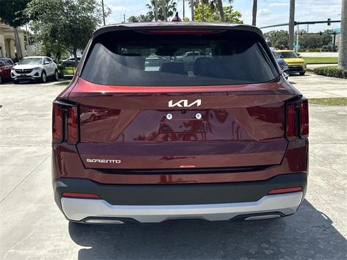 2025 Kia Sorento LX