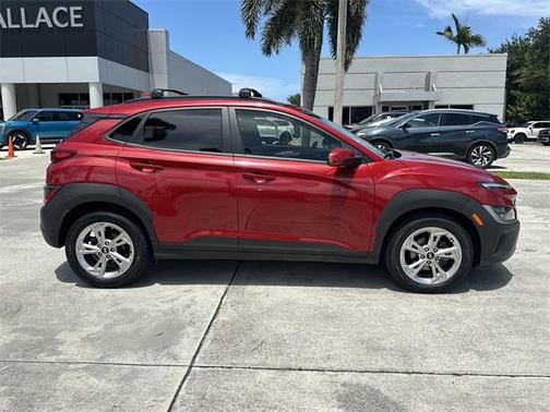 2022 Hyundai KONA SEL
