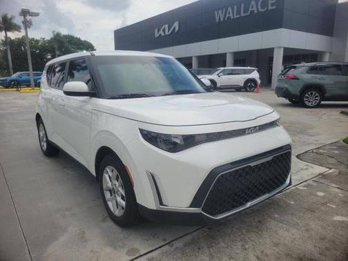 2023 Kia Soul LX