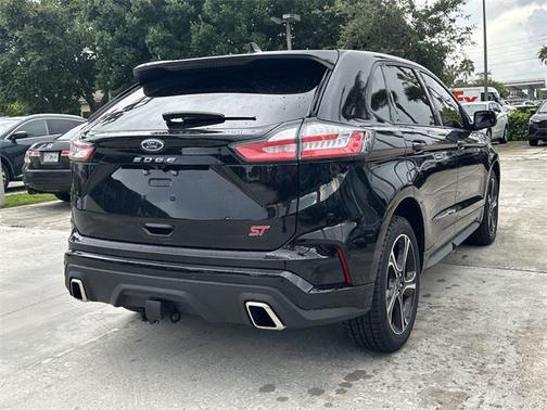 2022 Ford Edge ST