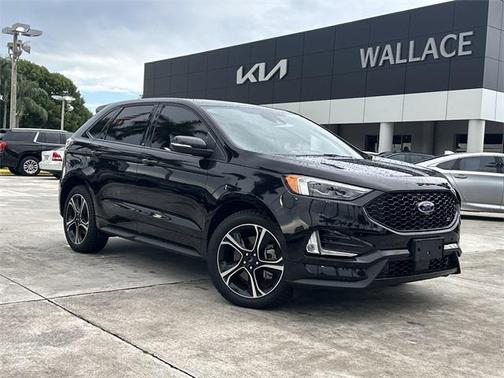 2022 Ford Edge ST