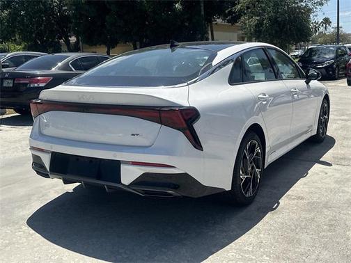 2025 Kia K5 GT-Line