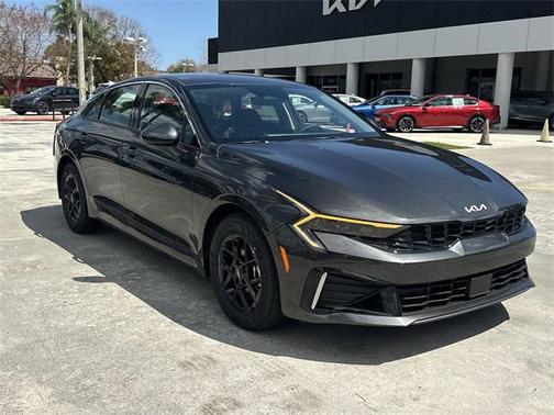2025 Kia K5 LXS