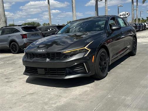 2025 Kia K5 LXS
