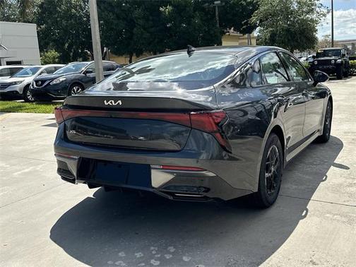 2025 Kia K5 LXS